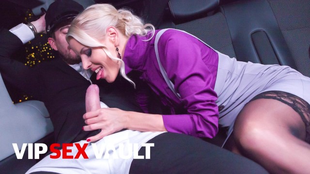 Lynna Nilsson ile Arabada Noel Seksi – VIP SEX VAULT
