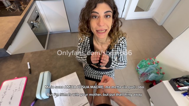 EVLİ MILF ÖĞRETMENİ SİKİYORUM VE YÜZÜNE BOŞALIYORUM – Altyazı Eng.