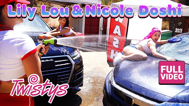 TWISTYS – Lily Lou Parmaklarını Nicole Doshi'nin İçine Sokuyor ve Her Yere Fışkırmasını Sağlıyor