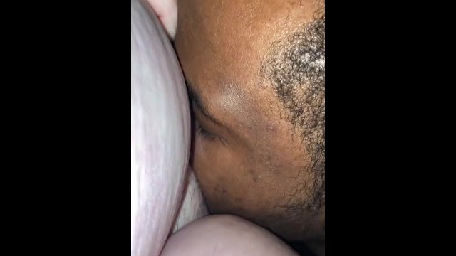 BBW ŞİŞMAN BİR SİPE BİNİYOR